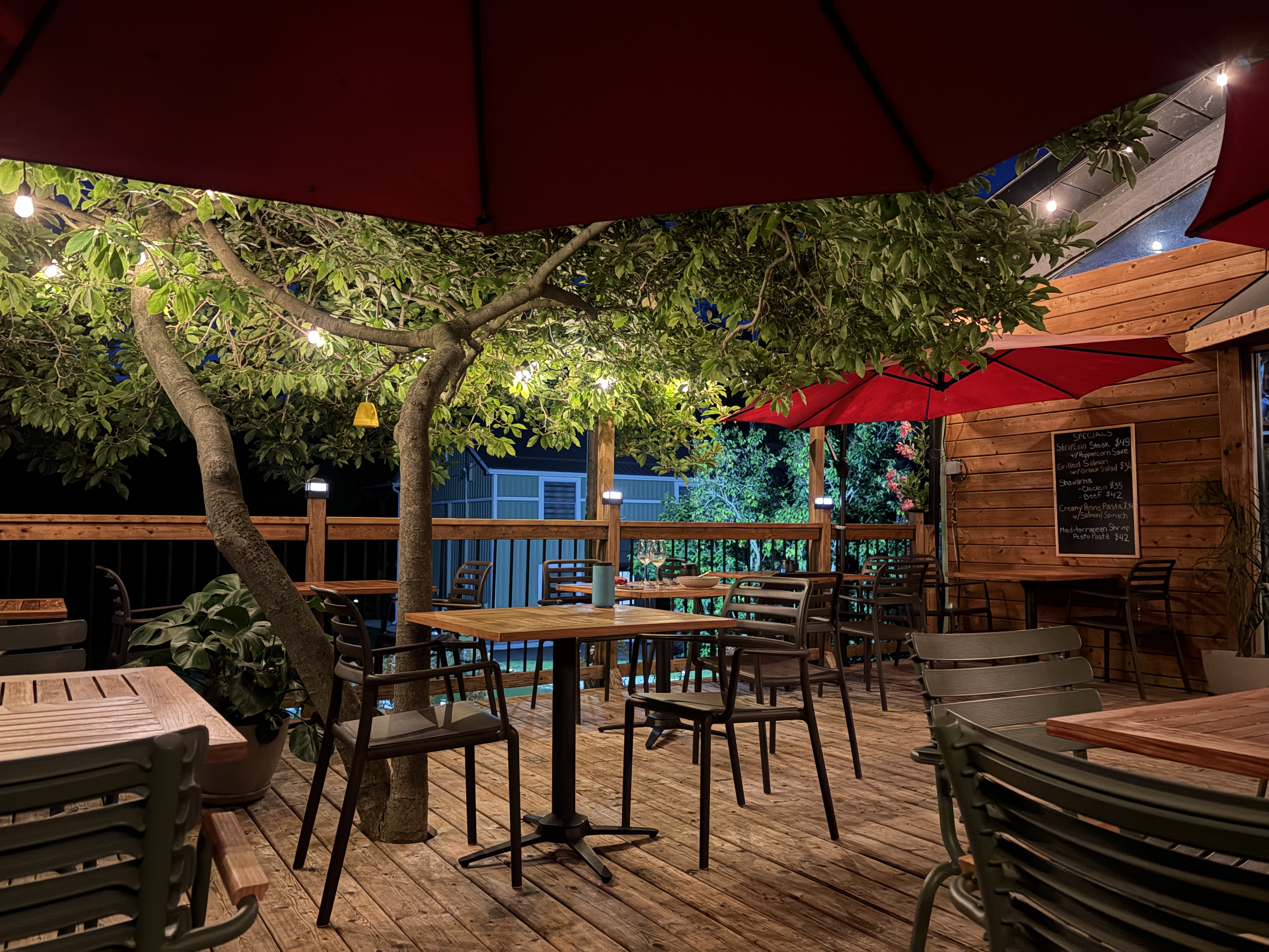 Patio night at Garden Houzz
